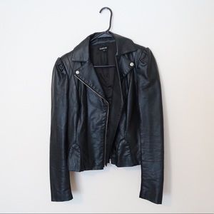 Black moto 🏍 Jacket!